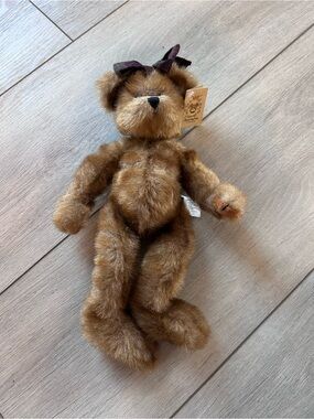 Bearington Collection Kaitlyn Brown Teddy Bear Plush Bow Retired 14” Jointed